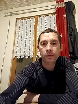 frederic198 online show from 09/29/25, 07:41