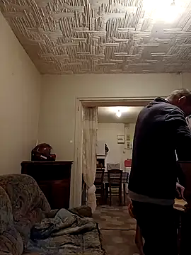 frederic198 online show from 10/04/25, 05:47