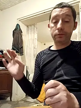 frederic198 online show from 12/13/25, 08:04