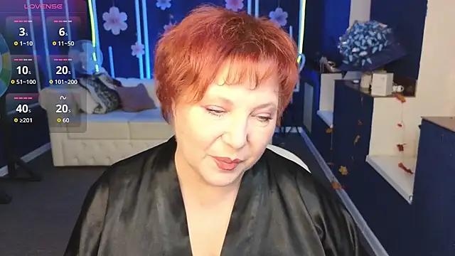 Kira Kenett online show from 11/22/25, 10:19