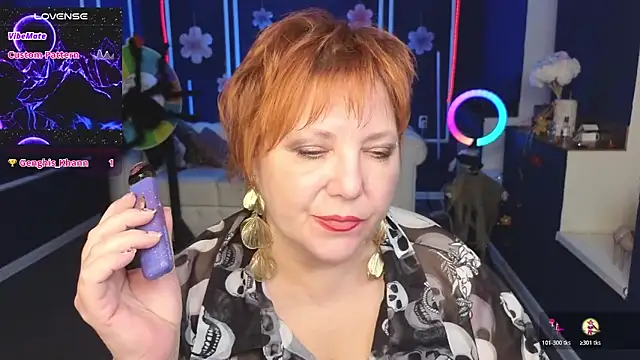 Kira Kenett online show from 10/27/25, 05:47