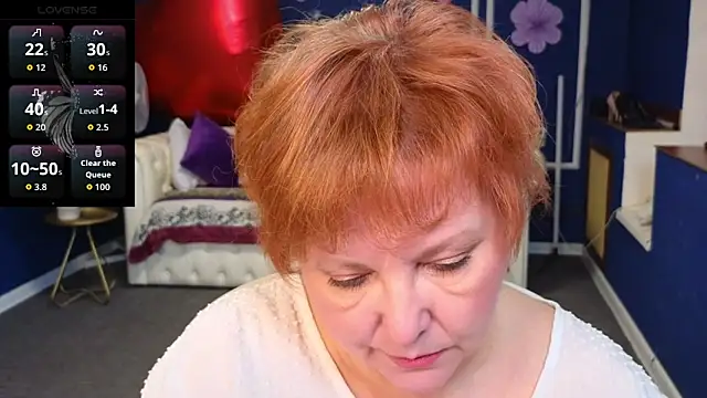 Kira Kenett online show from 05/15/26, 07:06