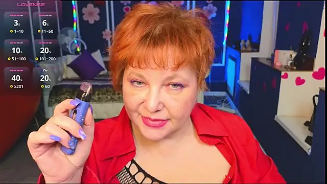 Kira Kenett online show from 02/10/26, 04:39