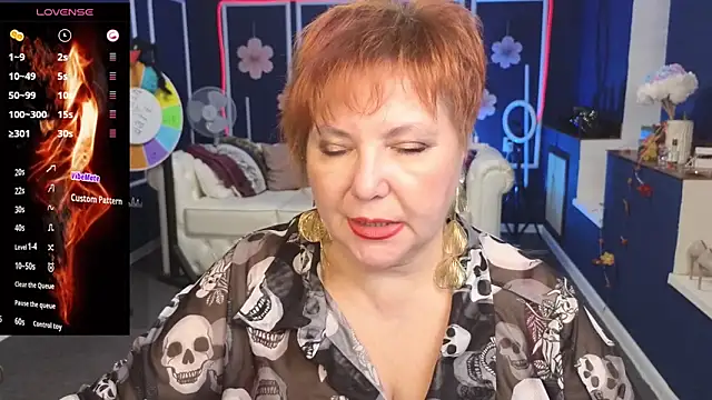 Kira Kenett online show from 10/23/25, 06:06