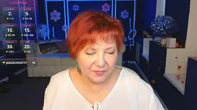 Kira Kenett online show from 11/25/25, 06:58