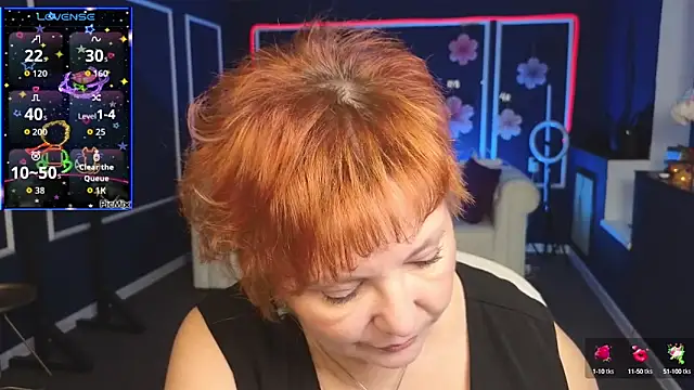 Snapshot of Kira_Kenett chatting on 10/14/25, 07:31 Kira Kenett online show from 10/14/25, 07:31