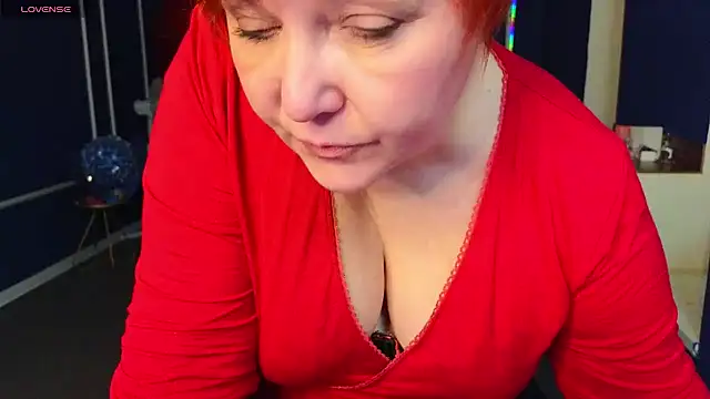 Kira Kenett online show from 04/20/26, 05:25