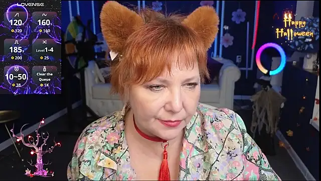 Kira Kenett online show from 10/30/25, 12:58