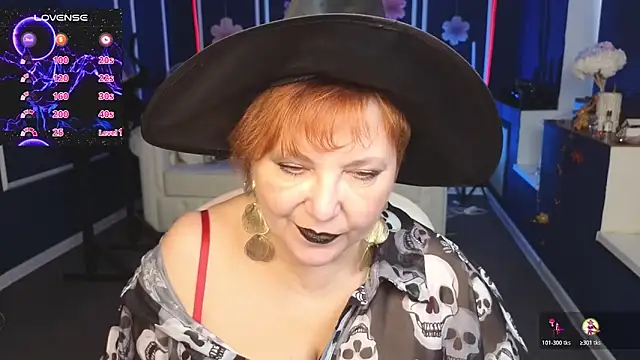 Kira Kenett online show from 10/26/25, 08:37