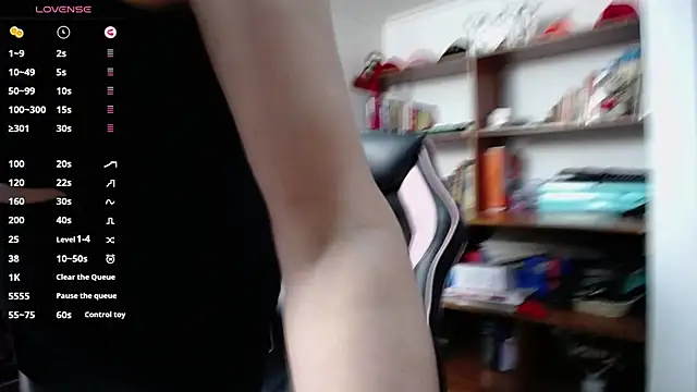 GretaVoss  online show from 09/26/25, 08:16