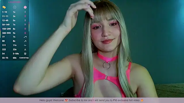 Snapshot of LunaXLoverx chatting on 09/13/25, 02:28 LunaXLoverx online show from 09/13/25, 02:28