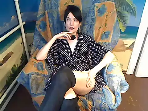 Snapshot of Bastet12 chatting on 06/16/26, 11:54 Bastet12 online show from 06/16/26, 11:54