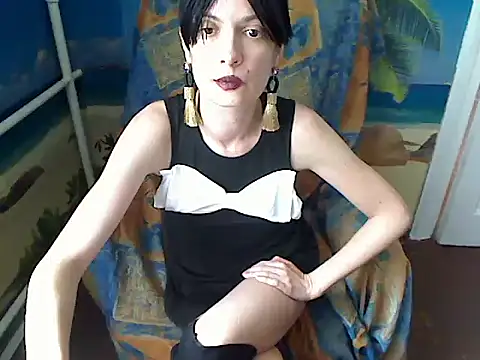 Snapshot of Bastet12 chatting on 06/19/26, 12:33 Bastet12 online show from 06/19/26, 12:33