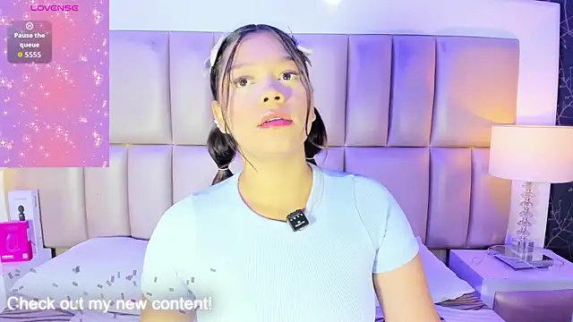 HatsaJones online show from 02/10/26, 04:11