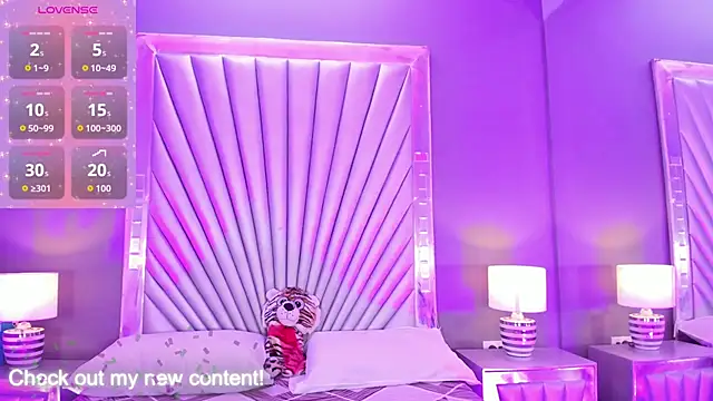 HatsaJones online show from 03/24/26, 04:01