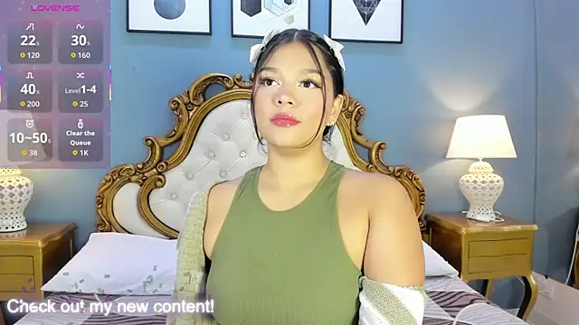 HatsaJones online show from 01/13/26, 04:16