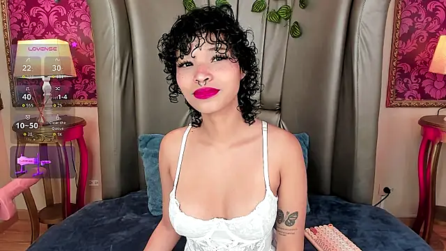 DaniCollinn  online show from 12/19/25, 01:13