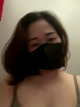 Baohot18 online show from 12/18/25, 07:24