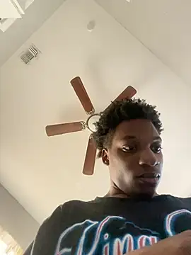 Snapshot of dmmeformerch chatting on 03/03/26, 05:53 dmmeformerch online show from 03/03/26, 05:53