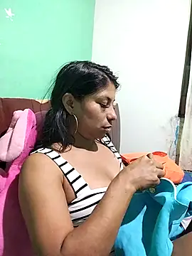 AnggelicaSwan21 online show from 11/02/25, 01:10