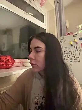 valentinalamont online show from 09/09/25, 03:27