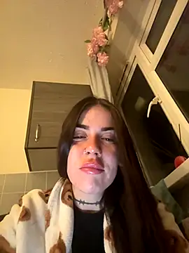 valentinalamont online show from 09/23/25, 09:55