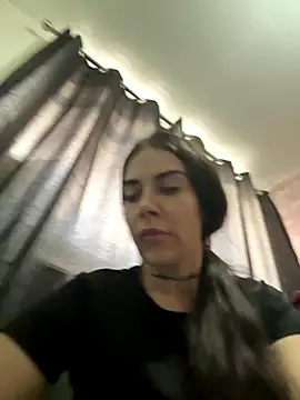 valentinalamont online show from 09/18/25, 05:16