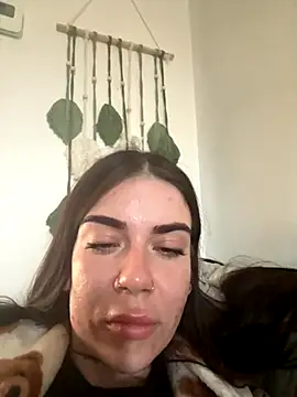 valentinalamont online show from 09/20/25, 07:13