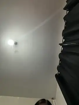 valentinalamont online show from 11/30/25, 04:41