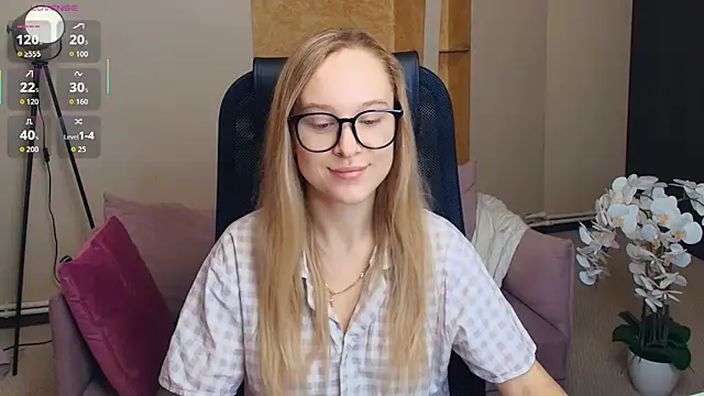 SoonMoor online show from 12/04/25, 07:02