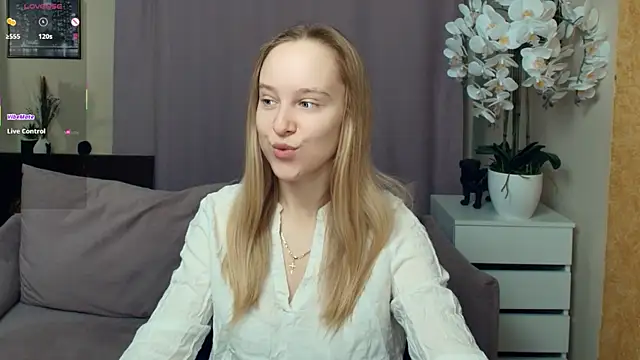 Snapshot of SoonMoor chatting on 01/10/26, 07:09 SoonMoor online show from 01/10/26, 07:09