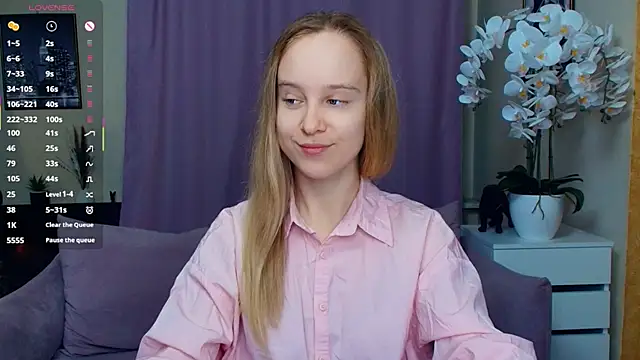 SoonMoor online show from 04/11/26, 06:33