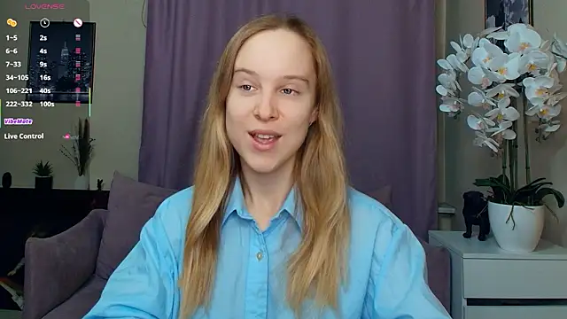 Snapshot of SoonMoor chatting on 02/27/26, 07:14 SoonMoor online show from 02/27/26, 07:14