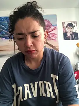 Snapshot of Paris_11 chatting on 11/13/25, 12:53 Paris 11 online show from 11/13/25, 12:53