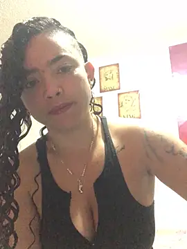 Snapshot of Paris_11 chatting on 10/07/25, 04:41 Paris 11 online show from 10/07/25, 04:41