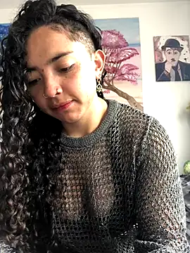 Snapshot of Paris_11 chatting on 11/10/25, 02:22 Paris 11 online show from 11/10/25, 02:22