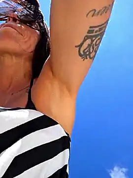 sexy7883 online show from 09/21/25, 11:04