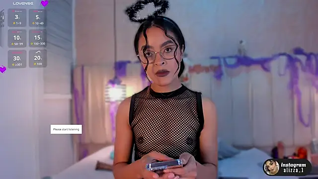 alizza  online show from 10/26/25, 11:43