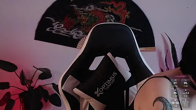 Ellyuwuw online show from 02/13/26, 12:21