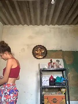 natysapeka12 online show from 09/30/25, 04:02