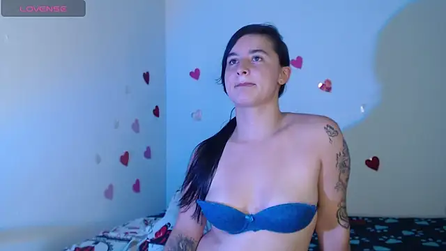 littleemma 77 online show from 10/03/25, 04:19