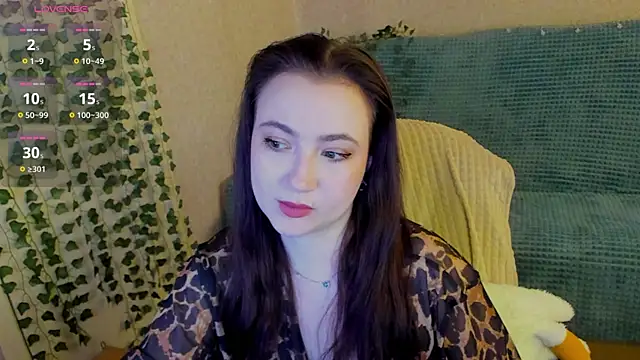 Snapshot of Micky_Wood chatting on 05/27/26, 02:13 Micky Wood online show from 05/27/26, 02:13