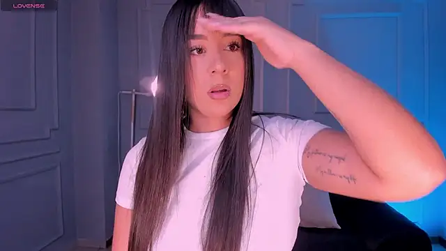 SussyBellX online show from 01/11/26, 03:13