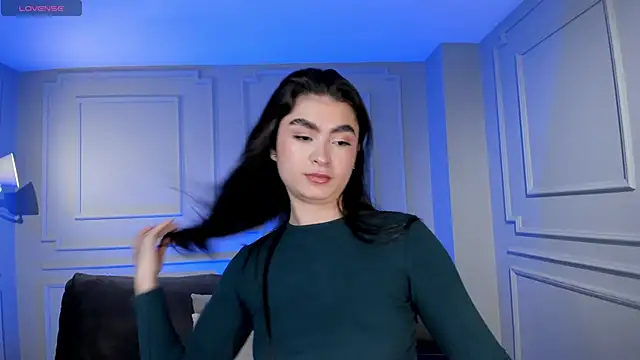 LucyWeiss  online show from 10/19/25, 06:32