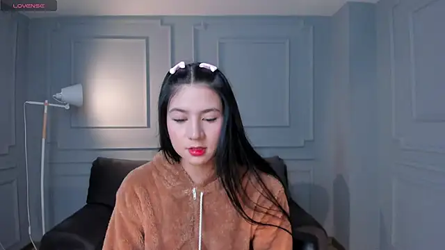 LaurentConnor online show from 10/30/25, 03:27