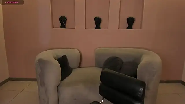 LaurentConnor online show from 09/25/25, 03:34