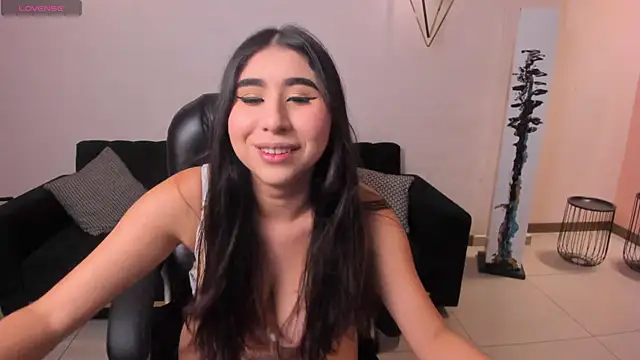 MayaMoretti  online show from 10/15/25, 03:38