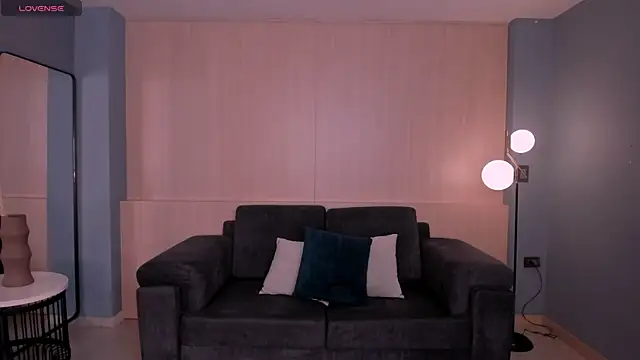 MayaMoretti  online show from 03/31/26, 04:03