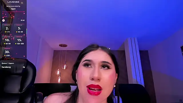 MayaMoretti  online show from 04/16/26, 09:39