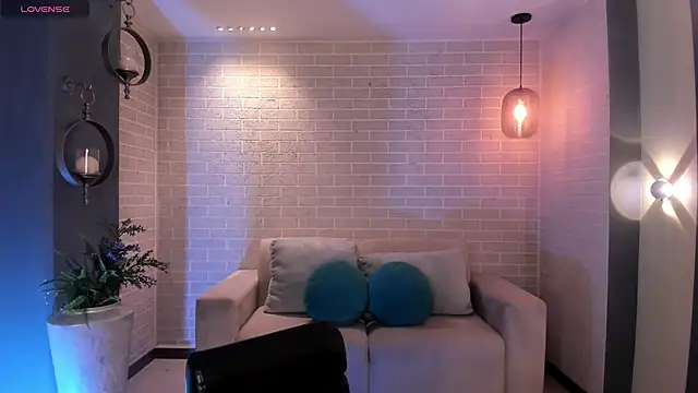 MayaMoretti  online show from 03/11/26, 03:55